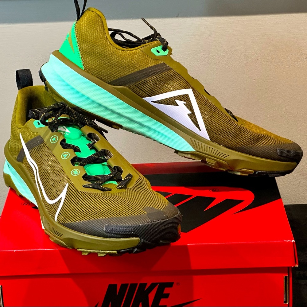 NEW Nike React Terra Kiger 9 - Size Mens 12.5 | Wms 14